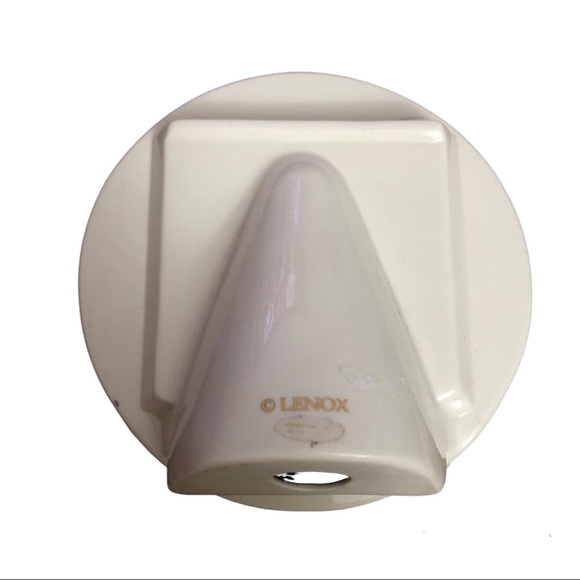 ⭐️Lenox Picture Frame!⭐️ - Picture 3 of 5